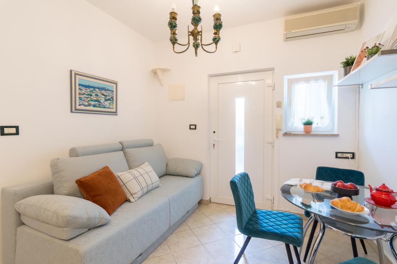 Secret Garden Apartment 포레치 외부 사진