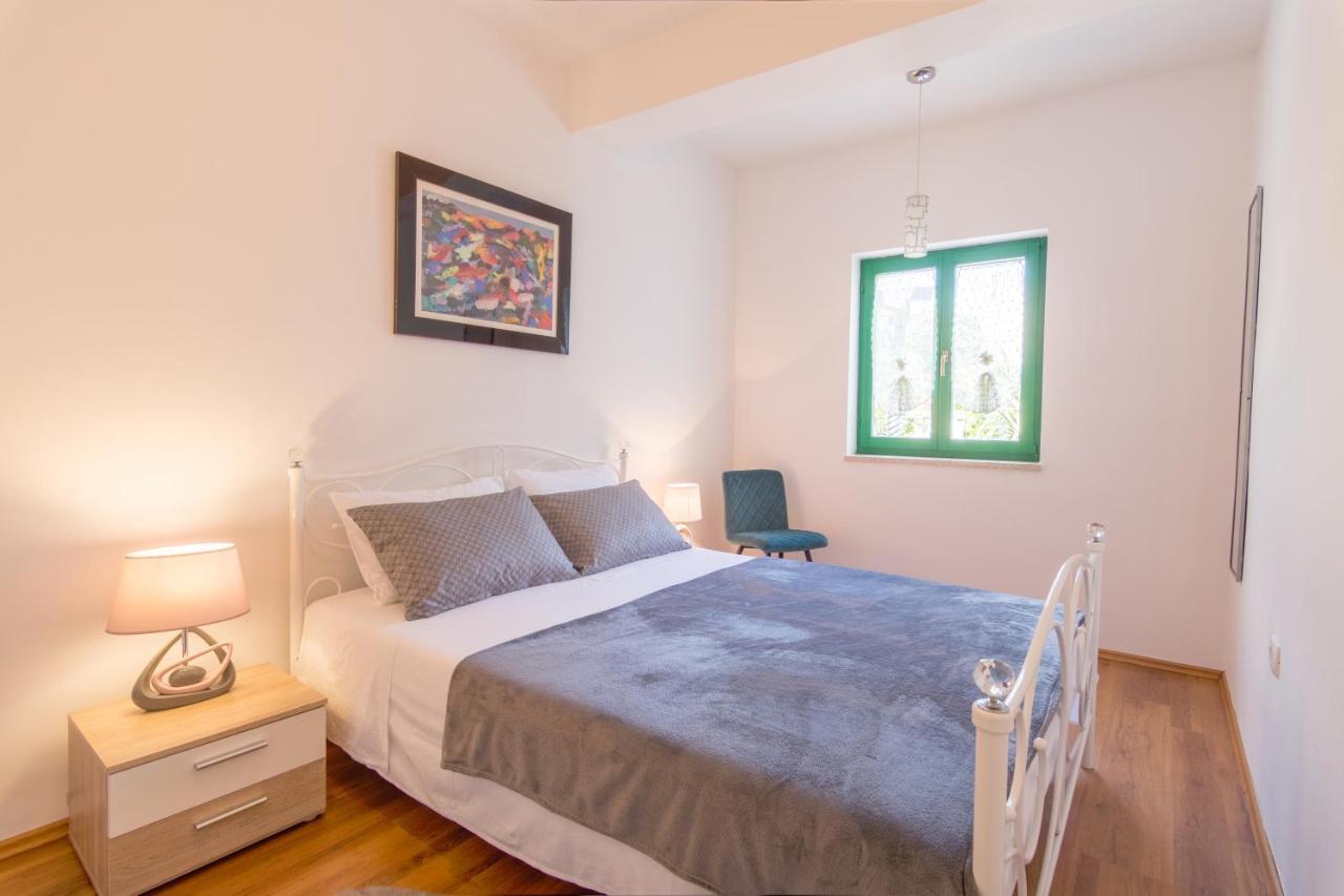 Secret Garden Apartment 포레치 외부 사진